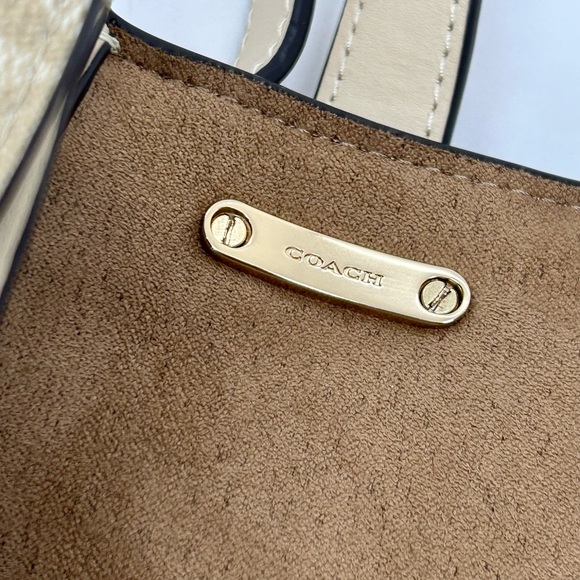 NWOT Coach Large Morgan Crossbody Bag - Picture 7 of 7